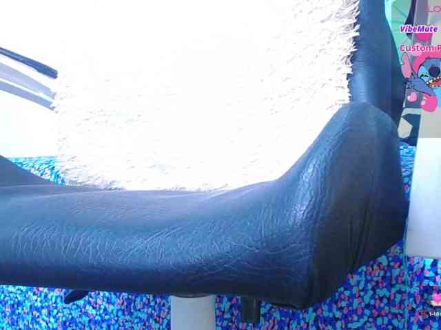 random chat cam LittleFlower1
