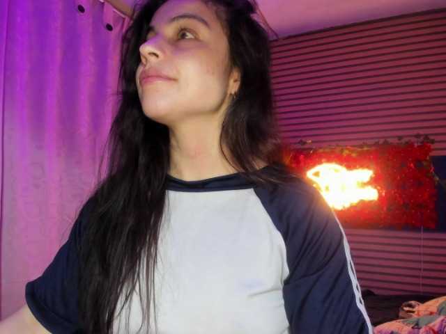 rosse2504's BongaCams show and profile