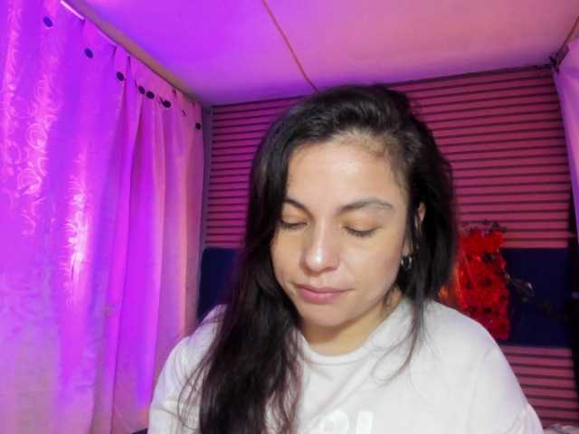 rosse2504's BongaCams show and profile