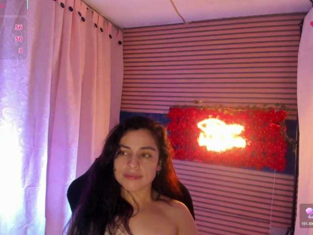 rosse2504's BongaCams show and profile