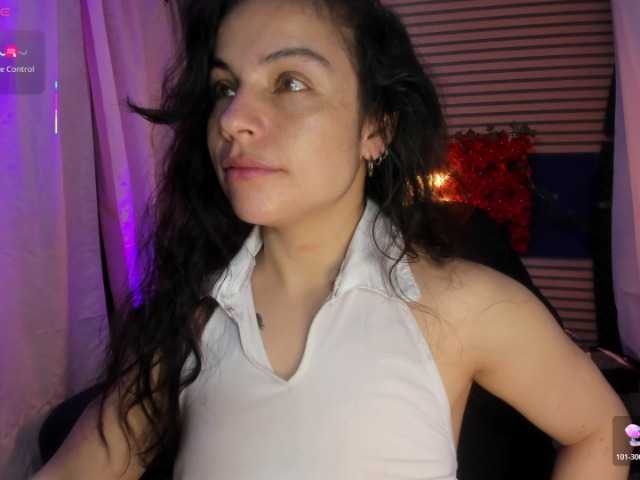 rosse2504's BongaCams show and profile