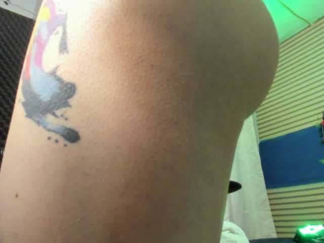 rosse2504's BongaCams show and profile