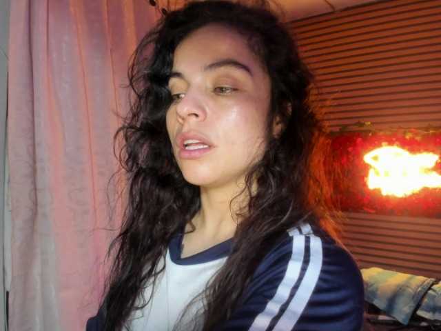 rosse2504's BongaCams show and profile