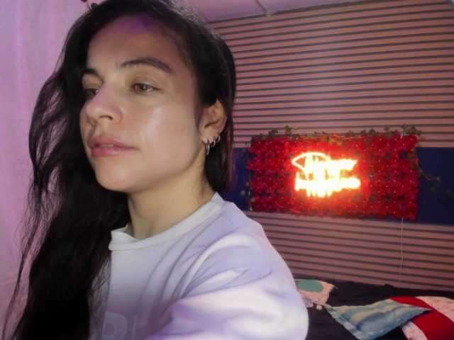 rosse2504's BongaCams show and profile