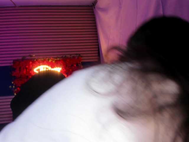 rosse2504 live cam profile