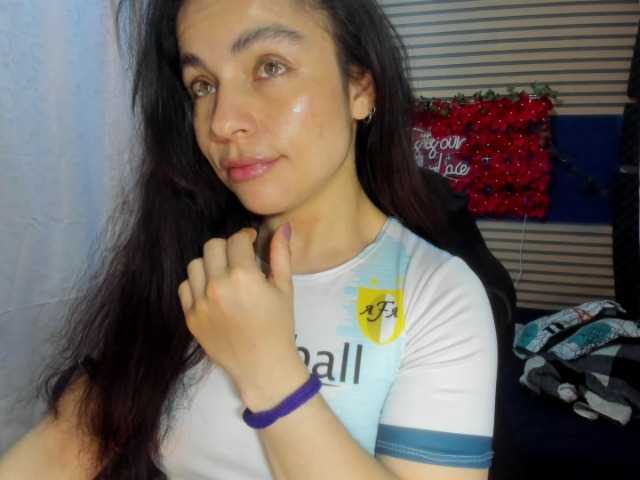 rosse2504's BongaCams show and profile