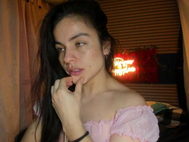 rosse2504's BongaCams show and profile