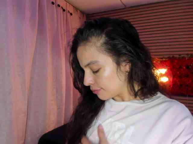 rosse2504 Live Webcam on BongaCams