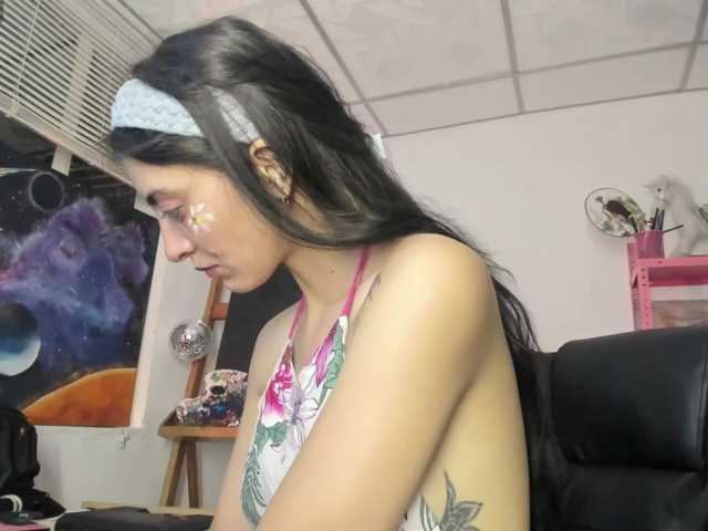 mariecam420's BongaCams show and profile