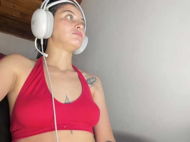 mariecam420's BongaCams show and profile