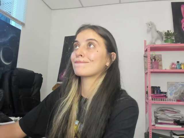 mariecam420's BongaCams show and profile