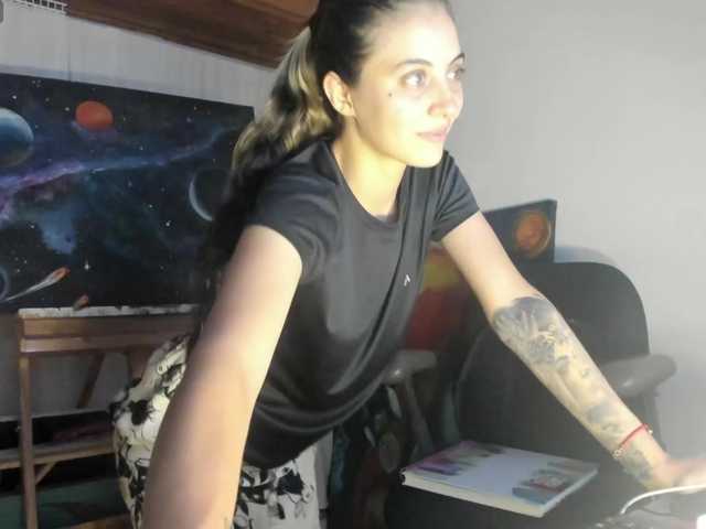mariecam420's BongaCams show and profile