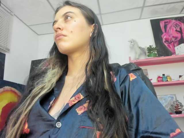 mariecam420's BongaCams show and profile