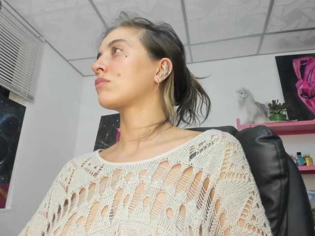 mariecam420's BongaCams show and profile