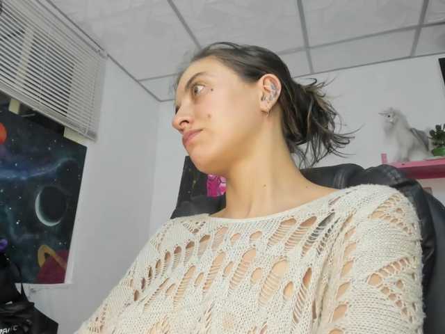 mariecam420's BongaCams show and profile