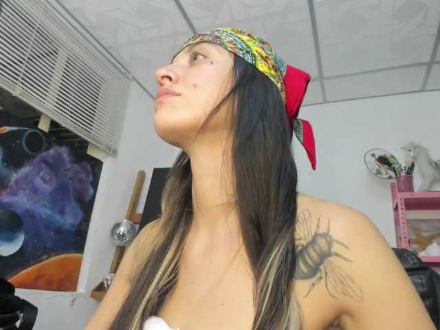 mariecam420's BongaCams show and profile