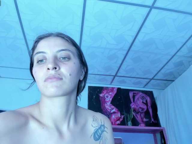 mariecam420's BongaCams show and profile