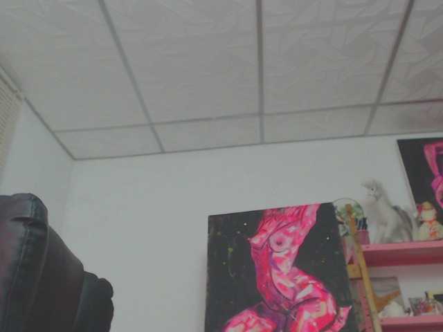 mariecam420's BongaCams show and profile