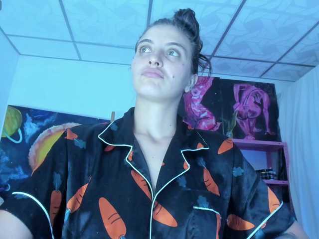 Preview of mariecam420