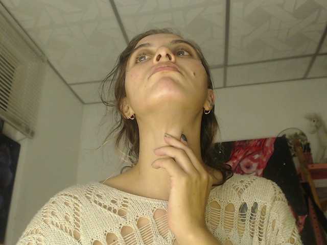 mariecam420's BongaCams show and profile