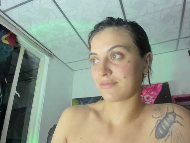 mariecam420's BongaCams show and profile
