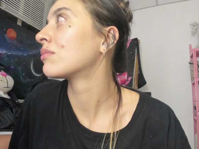 mariecam420's BongaCams show and profile