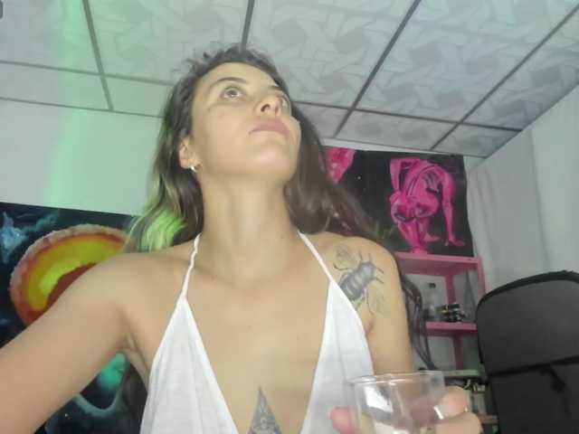 mariecam420's BongaCams show and profile