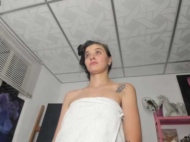 mariecam420's BongaCams show and profile