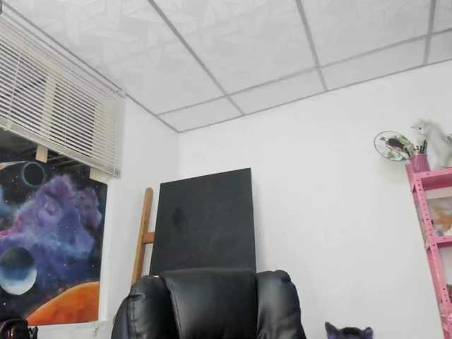 mariecam420's BongaCams show and profile