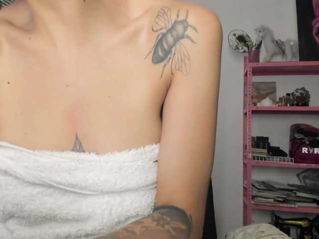 mariecam420's BongaCams show and profile