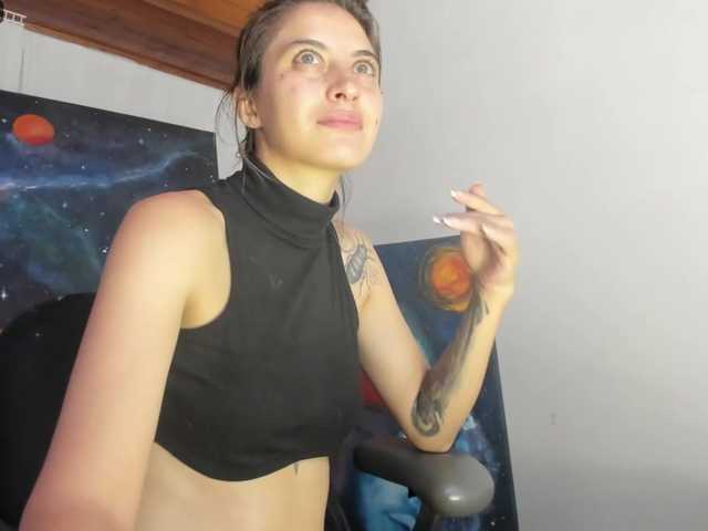 mariecam420's BongaCams show and profile