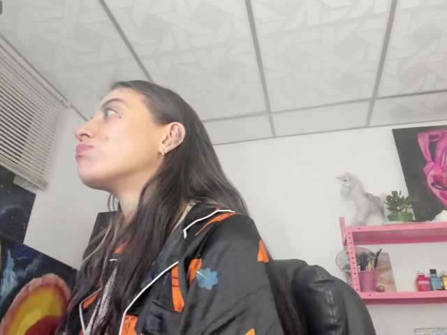 mariecam420's BongaCams show and profile