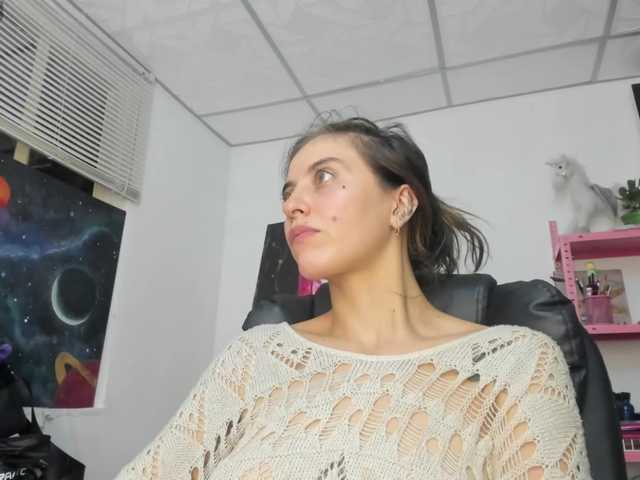 mariecam420's BongaCams show and profile