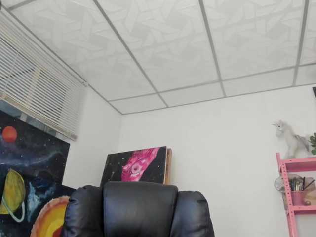 mariecam420's BongaCams show and profile