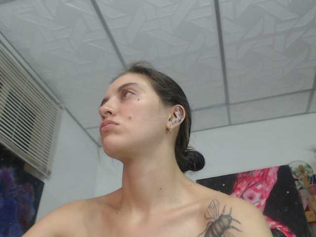mariecam420's BongaCams show and profile