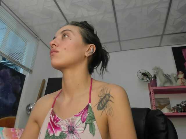 mariecam420's BongaCams show and profile
