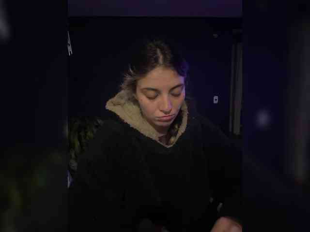 mariecam420 webcam