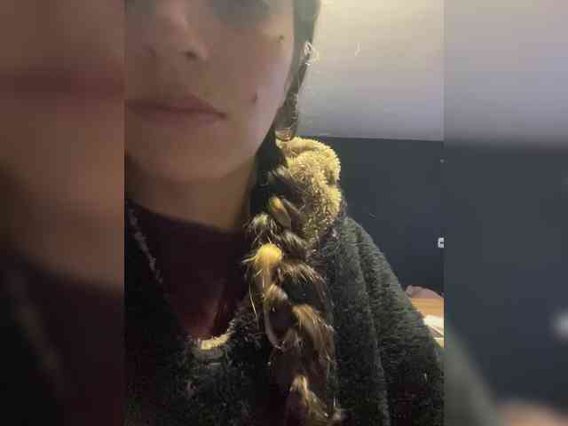 Модель: mariecam420