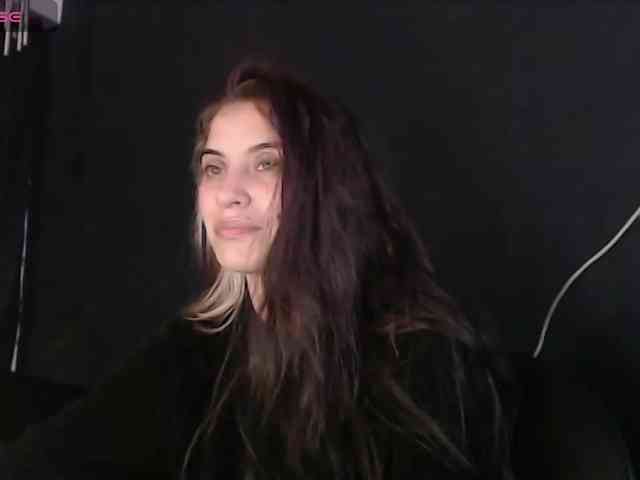 Модель: mariecam420