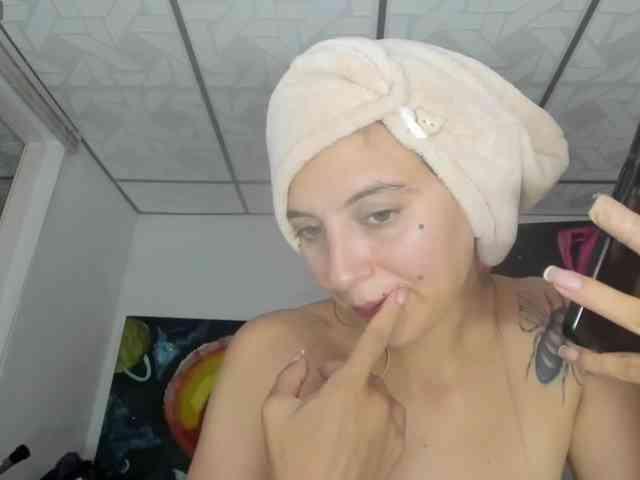 mariecam420 webcam