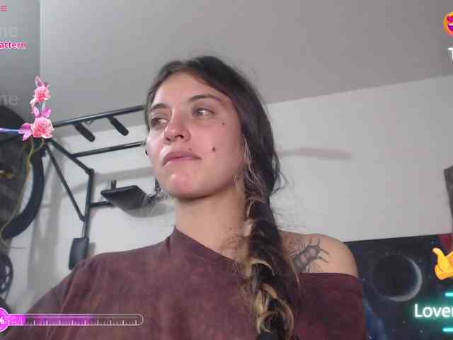 mariecam420 Live Webcam on BongaCams