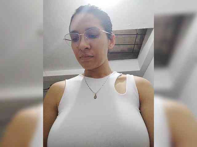 kloeJack webcam