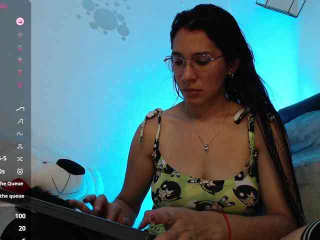 kloeJack webcam