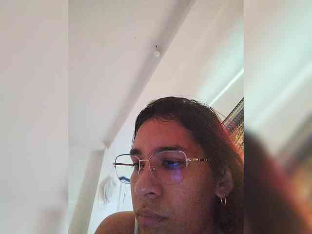 kloeJack webcam