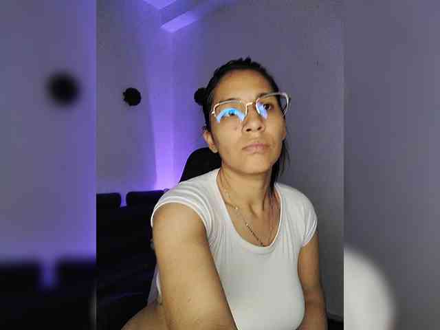 free nude cam chat Maky-davis