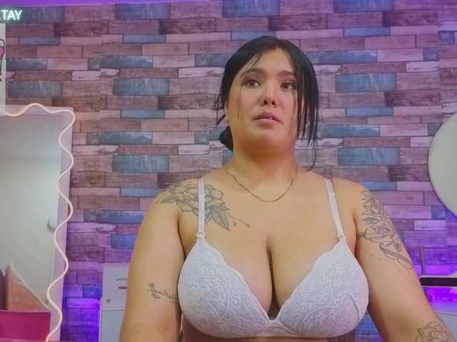 Mellani-tay's BongaCams show and profile