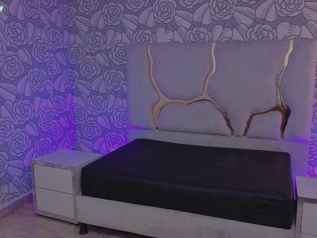 Mellani-tay webcam bongacams model stream image