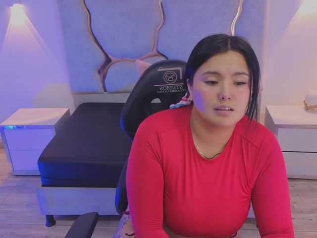 Mellani-tay's BongaCams show and profile