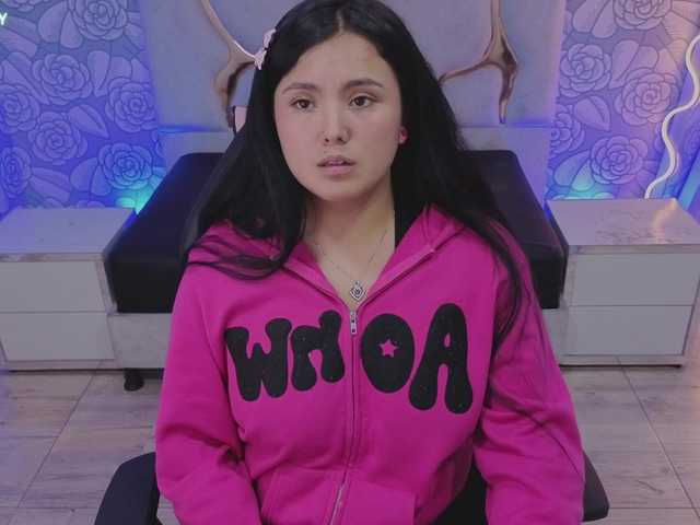 Mellani-tay live cam profile