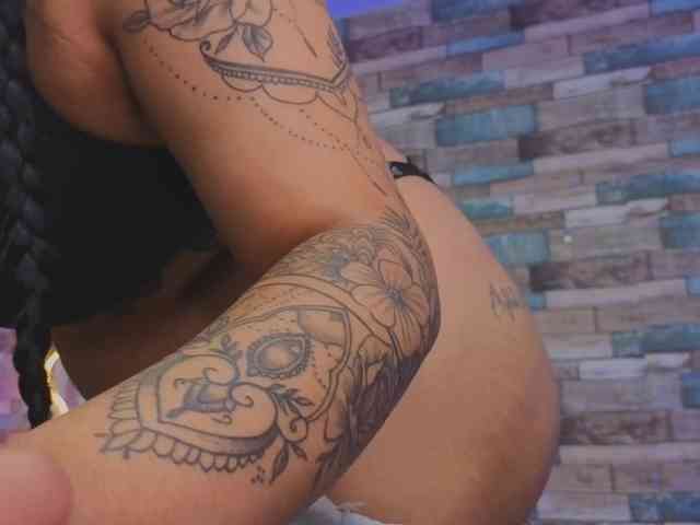 Mellani-tay Mellani-tay